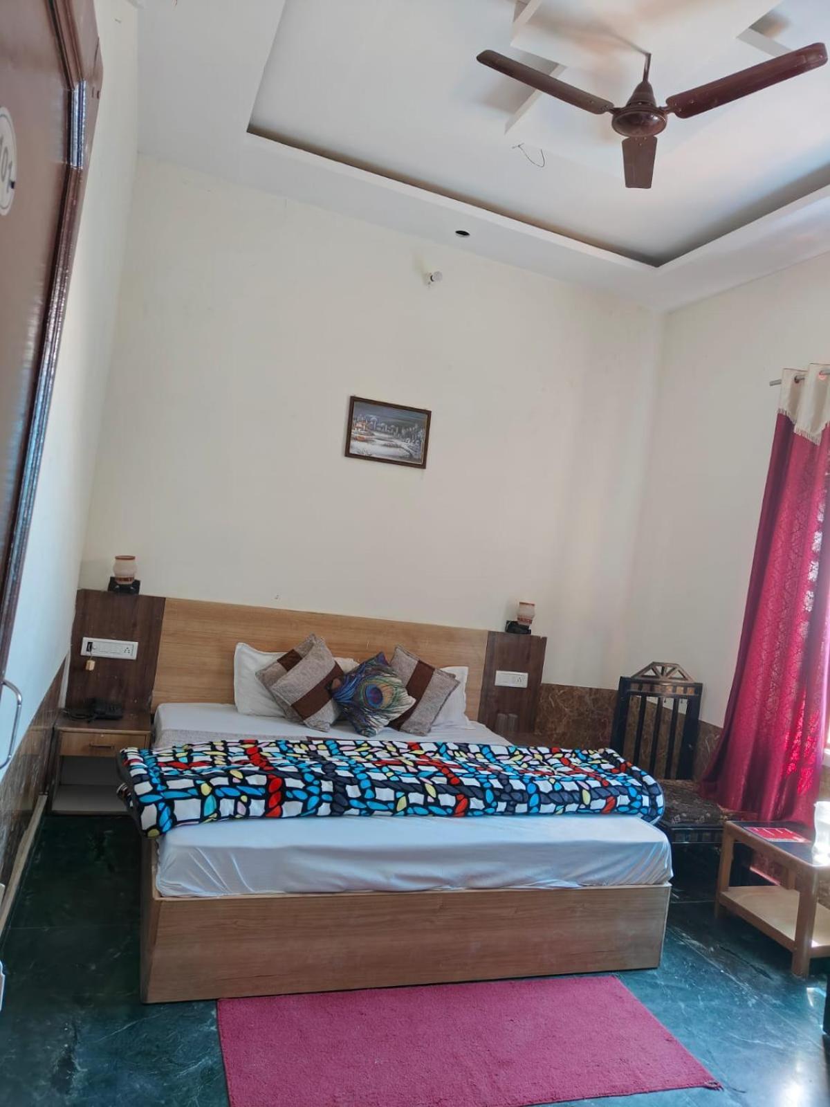 Sunny Pines Resort Lansdowne Buitenkant foto
